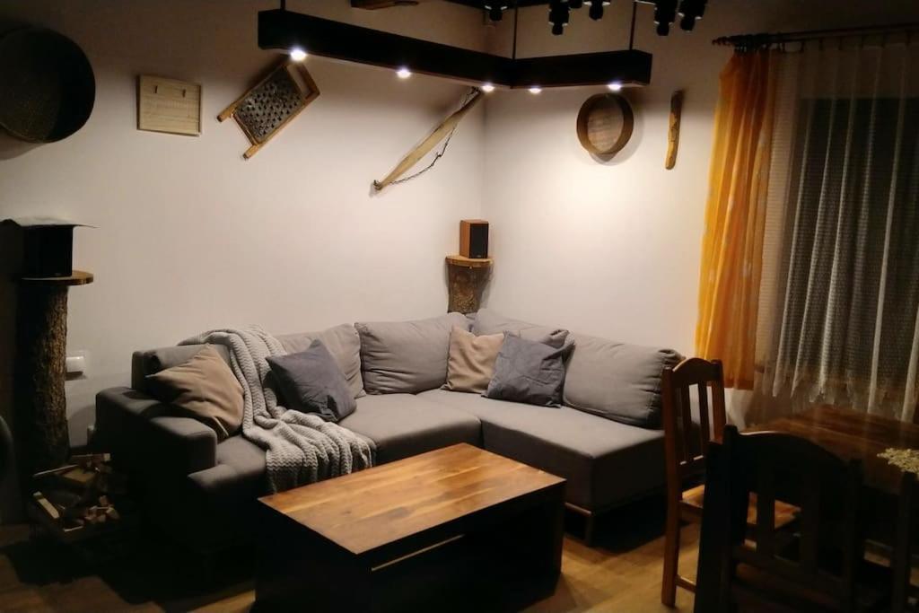 Swiety Spokoj Palesnica 외부 사진