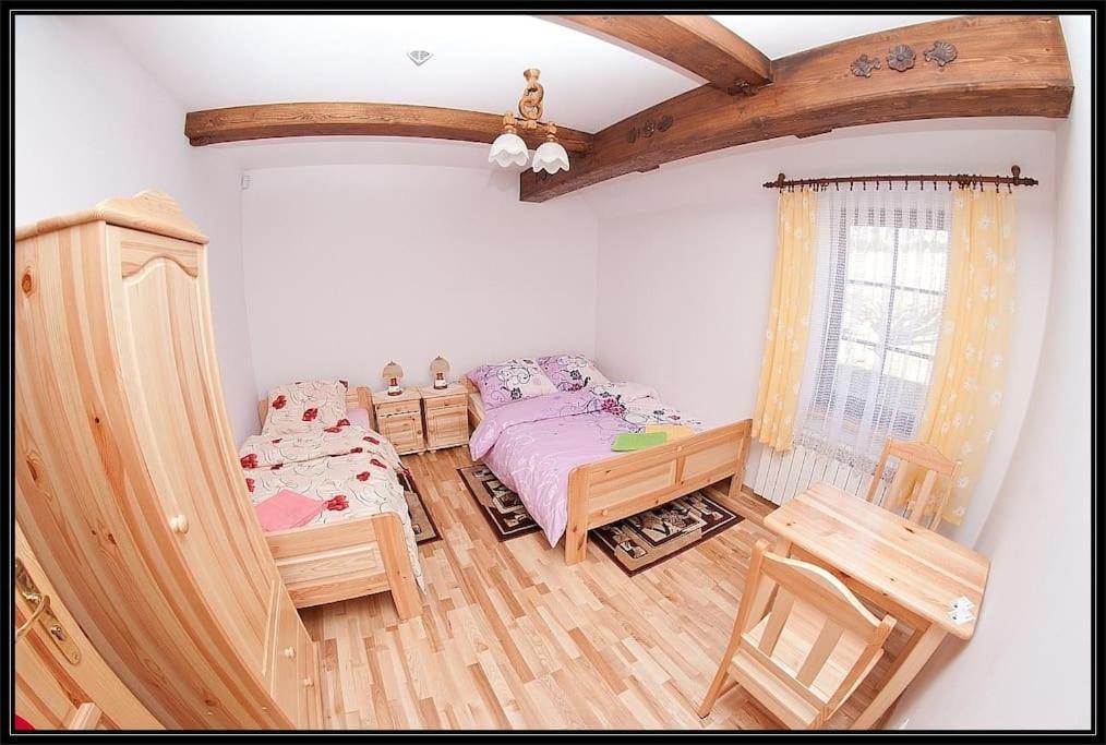 Swiety Spokoj Palesnica 외부 사진
